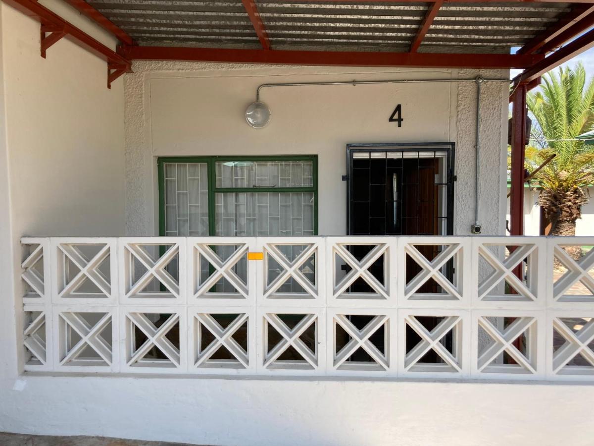 Ramblers Self Catering Accommodation Windhoek Exterior foto