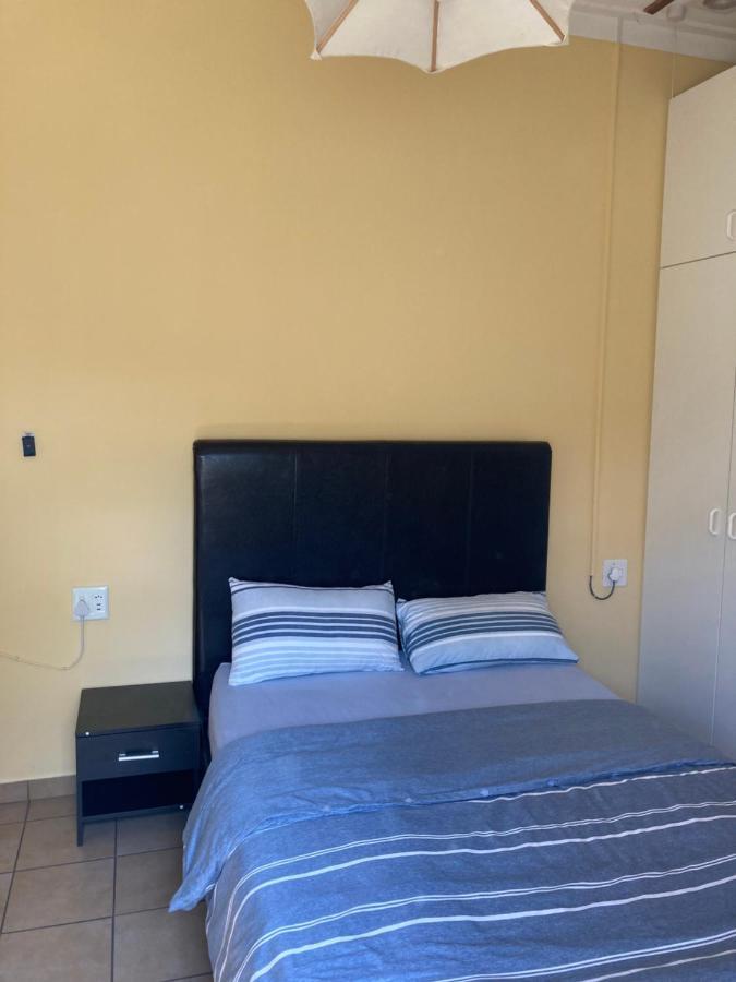 Ramblers Self Catering Accommodation Windhoek Exterior foto