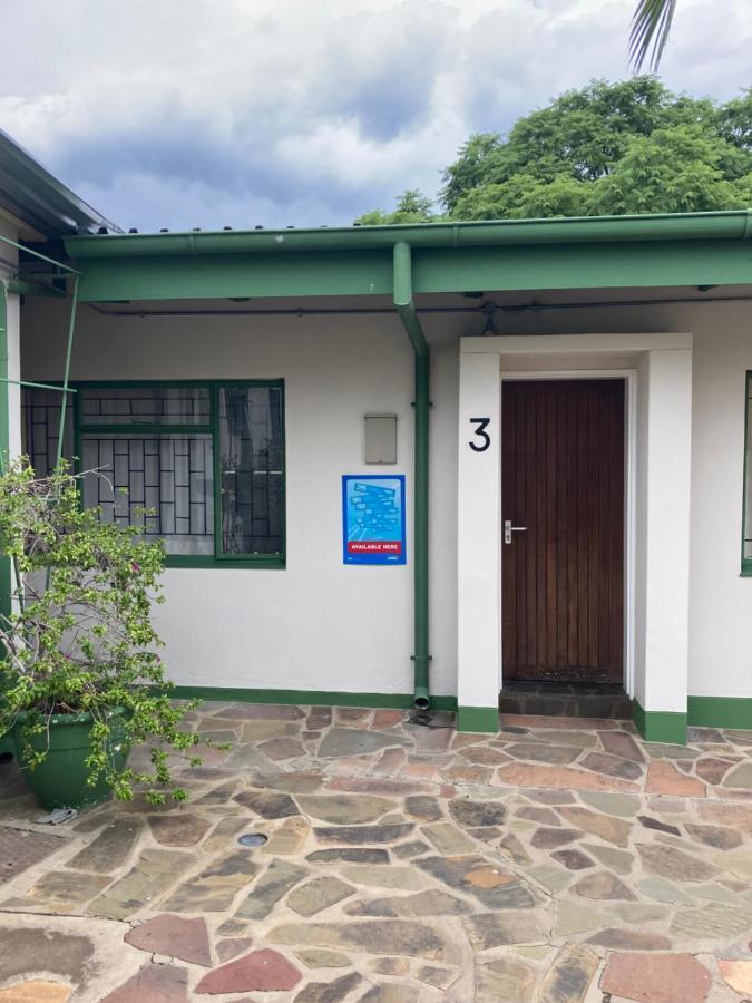 Ramblers Self Catering Accommodation Windhoek Exterior foto