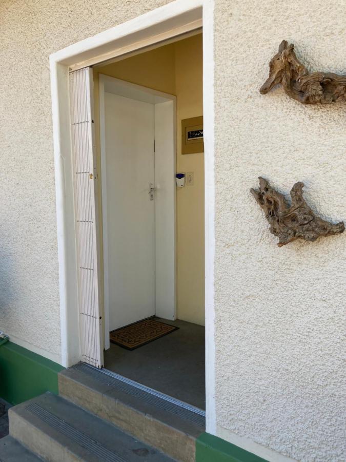 Ramblers Self Catering Accommodation Windhoek Exterior foto