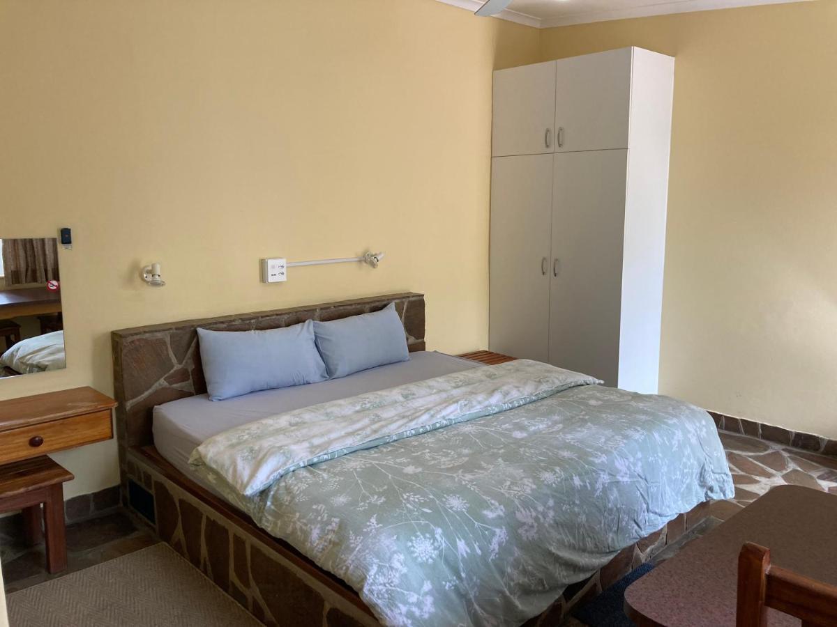 Ramblers Self Catering Accommodation Windhoek Exterior foto