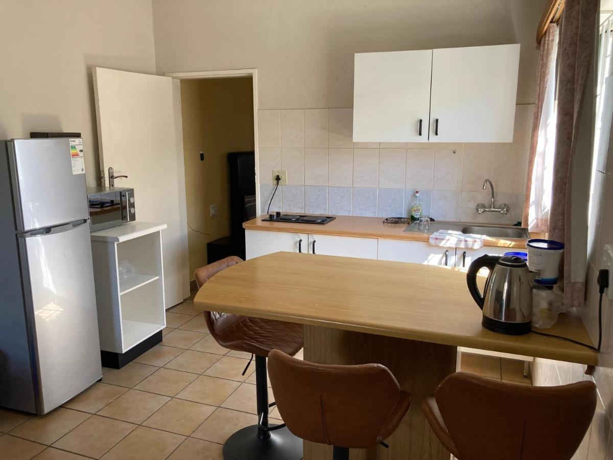 Ramblers Self Catering Accommodation Windhoek Exterior foto