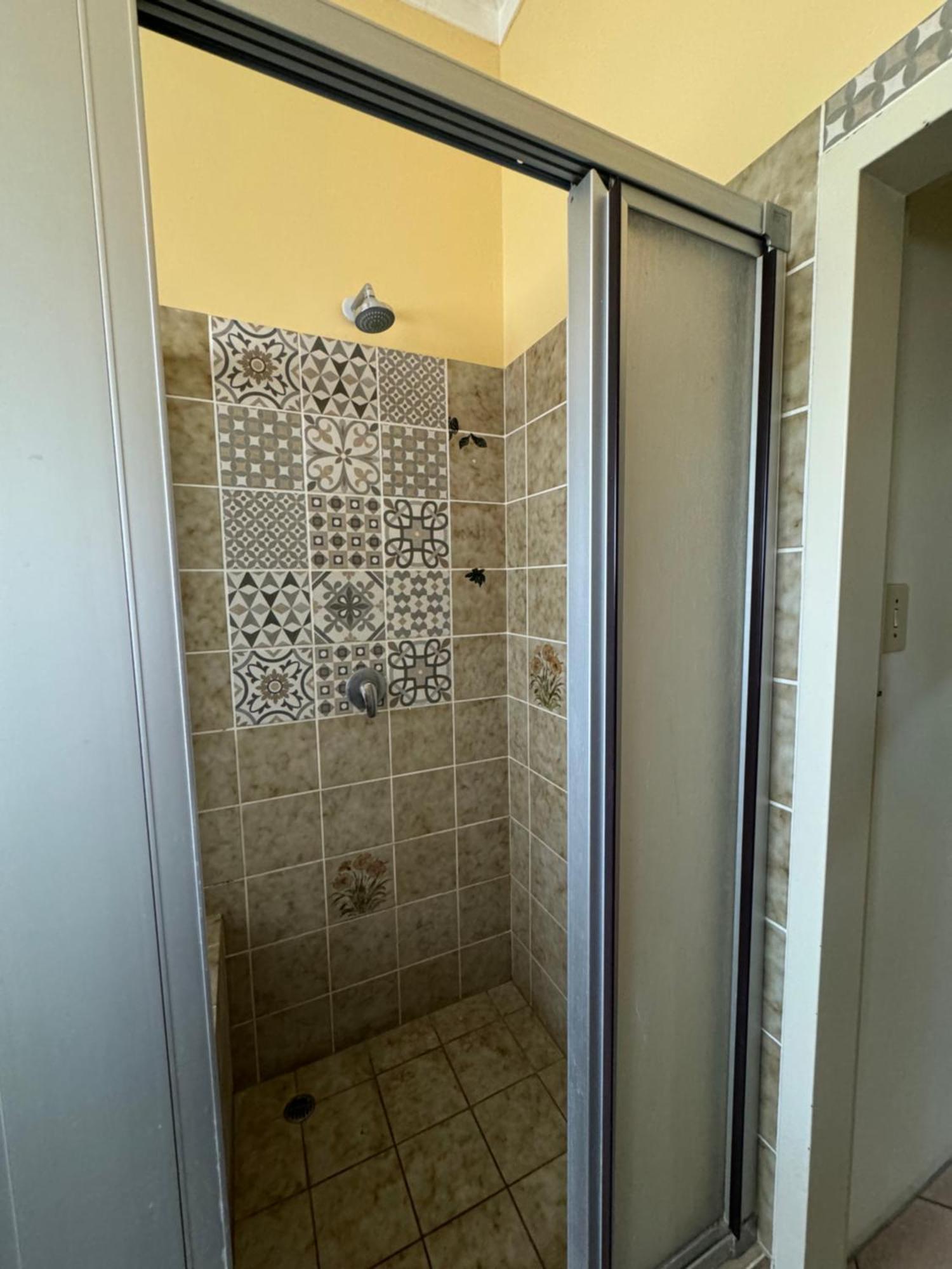 Ramblers Self Catering Accommodation Windhoek Exterior foto